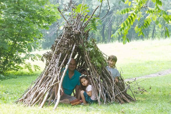 6 Steps to Turn a Backyard Camping Trip into a Kid’s Survival Course