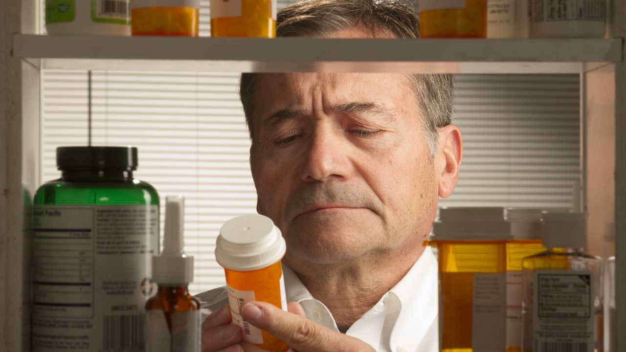 Drug Expiration Dates How Safe And Effective Is The Life Saving